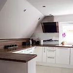Apartament 3-Pokojowy, Ul. Kosciuszki, 100 M Od Morza